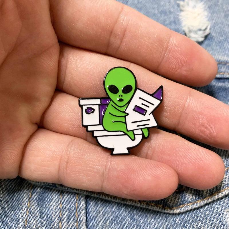 Alien Reading Newspaper Pin | Funny Brooch for Shirts, Lapels, Bags | Cartoon Jewelry Gift